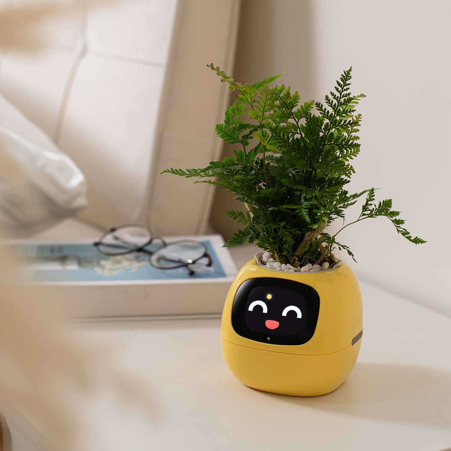 Cubidupi Smart Mini Planter Robot - Self-Watering Electronic Pet Plant Pot with Alerts, \u002FOutdoor Plant Care, Cute Desktop Greenery Companion for Home, Office, Room - Low-Maintenance Gift (Compatible with Smart