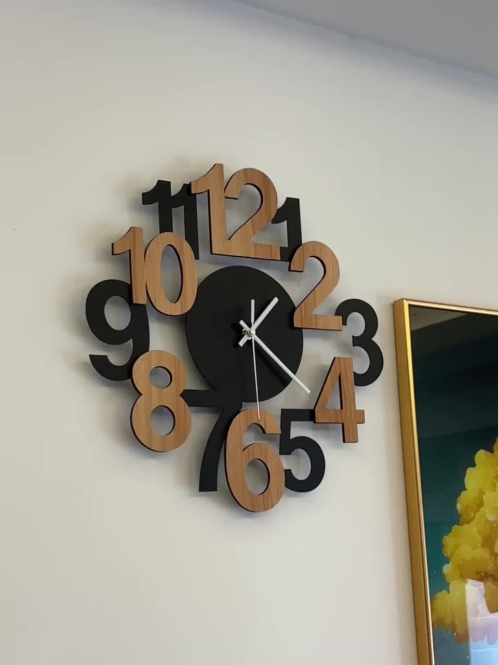 1pc Asymmetrical Digital Silhouette Wall Clock for Indoor and Outdoor Wall Clocks in Bedroom, Hall, Kitchen, Terrace, Dining Room